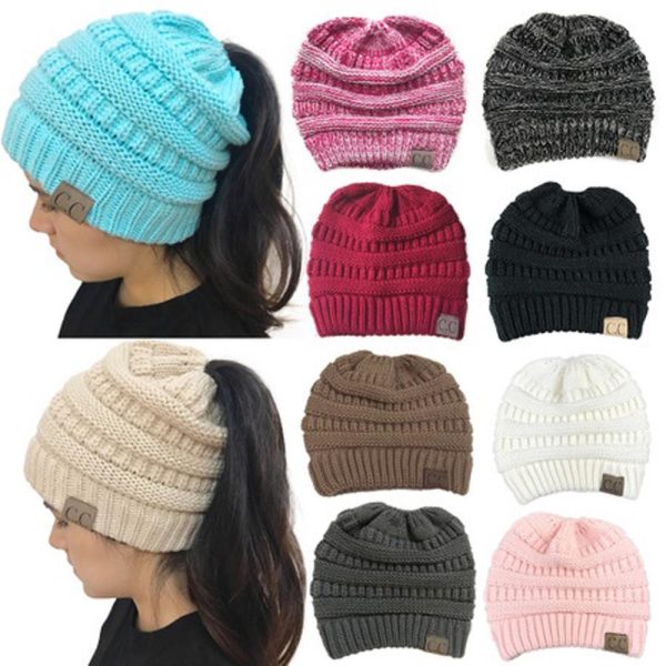 Bonnet à Queue de Cheval en Tricot Zu verkaufen – Bild 5